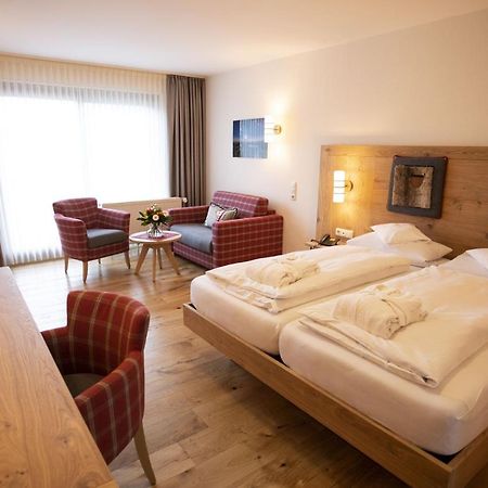 Wellnesshotel Buergerstuben Виллинген Экстерьер фото