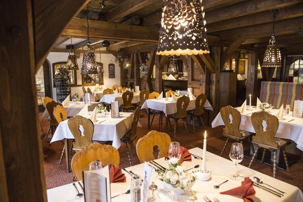 Wellnesshotel Buergerstuben Виллинген Экстерьер фото