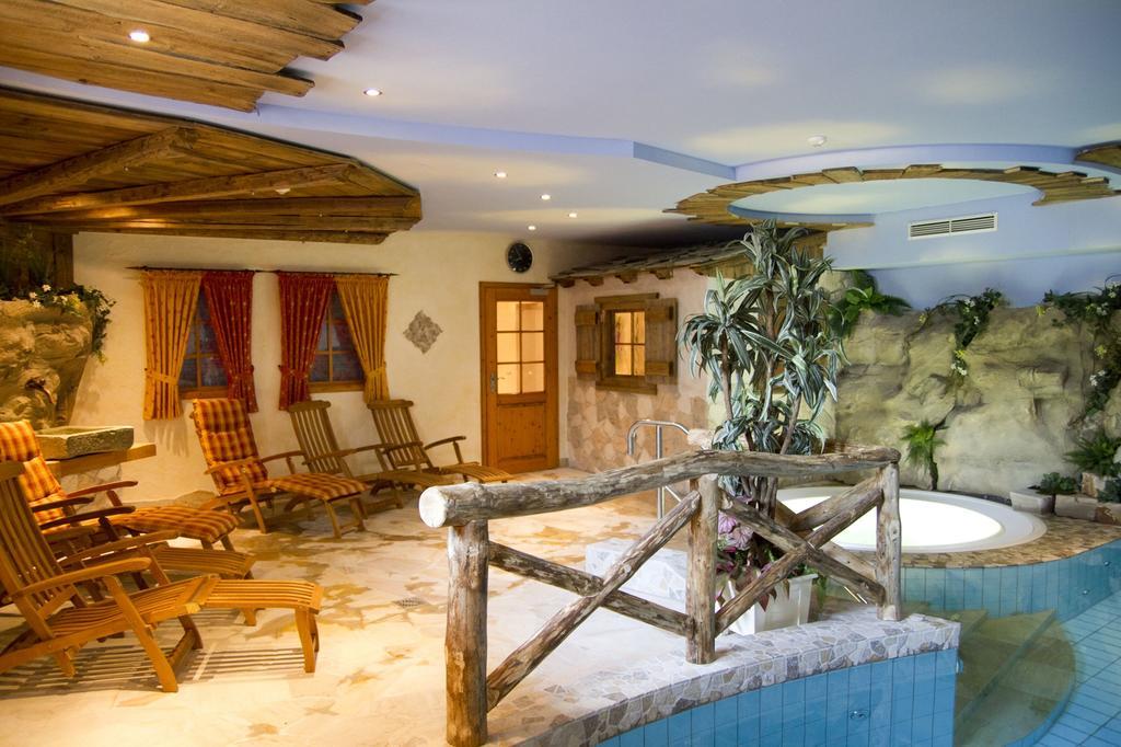 Wellnesshotel Buergerstuben Виллинген Экстерьер фото