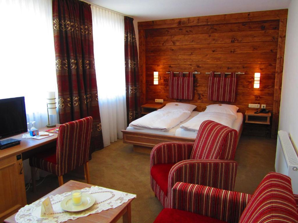 Wellnesshotel Buergerstuben Виллинген Номер фото