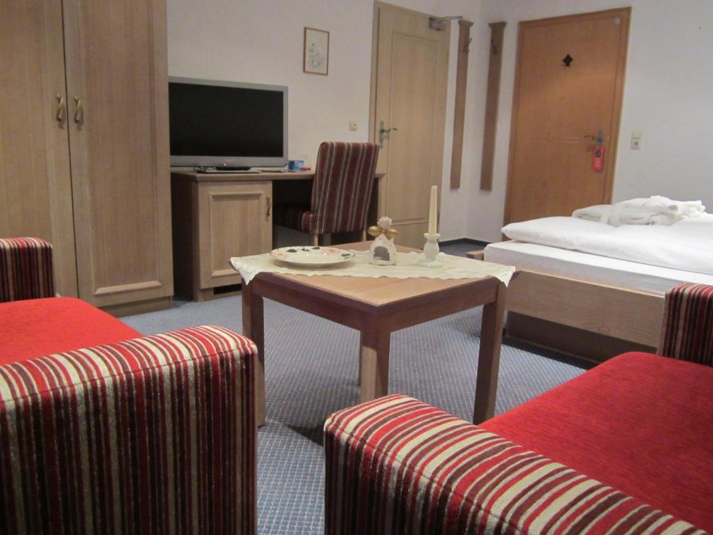 Wellnesshotel Buergerstuben Виллинген Номер фото