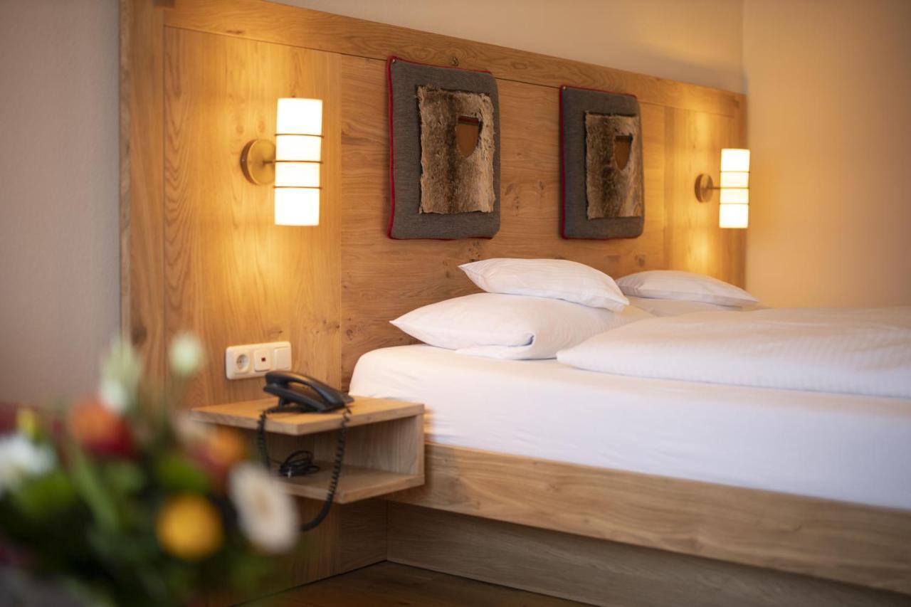 Wellnesshotel Buergerstuben Виллинген Экстерьер фото